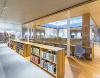 黒部市立あおーよ図書館 カウンター